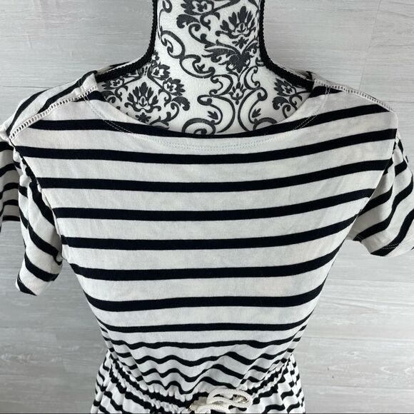 Kate Spade New York Tie Waist Flutter Sleeve Dress - Picture 3 of 9